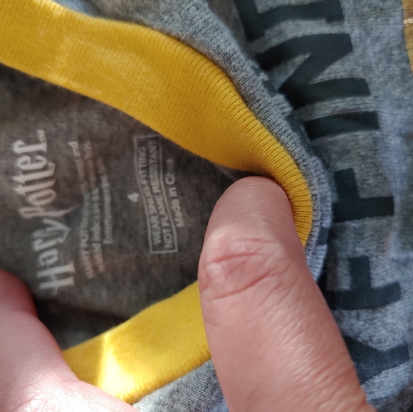 Lot of 2 4T Harry Potter Pajamas - Picture 12 of 12